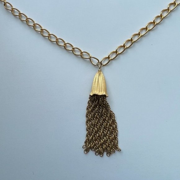 Retro Goldtone Tassel Chain 1970s - Picture 3 of 3